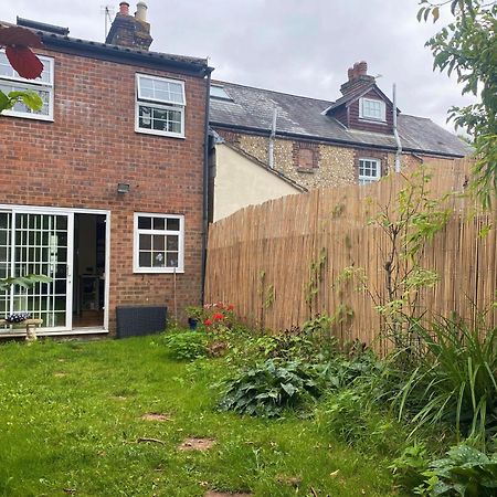 Bumblebee Cottage - Cosy Cottage In Area Of Outstanding Natural Beauty Hemel Hempstead Exteriér fotografie